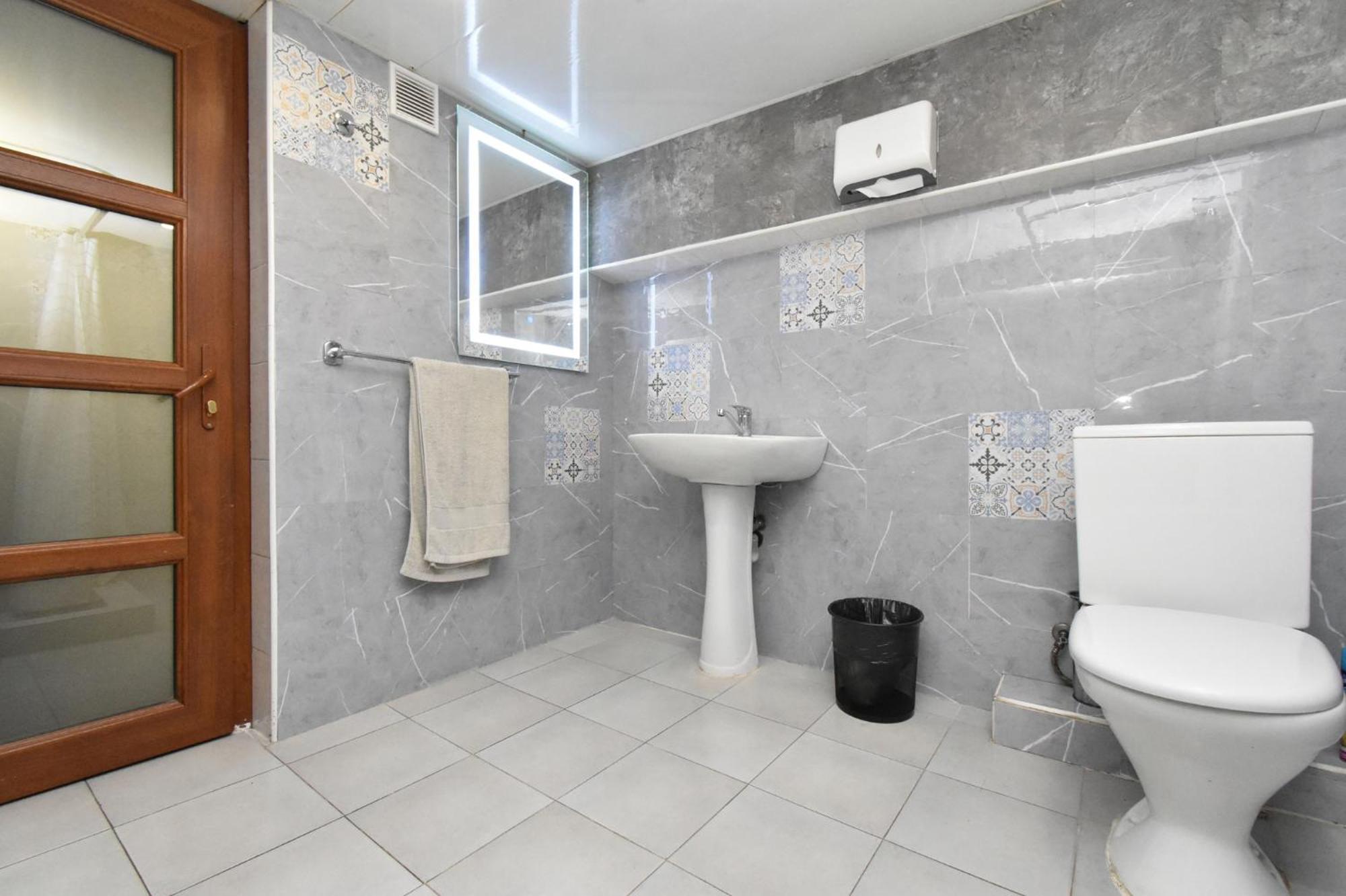 Luna Guest House Erivan Exterior foto