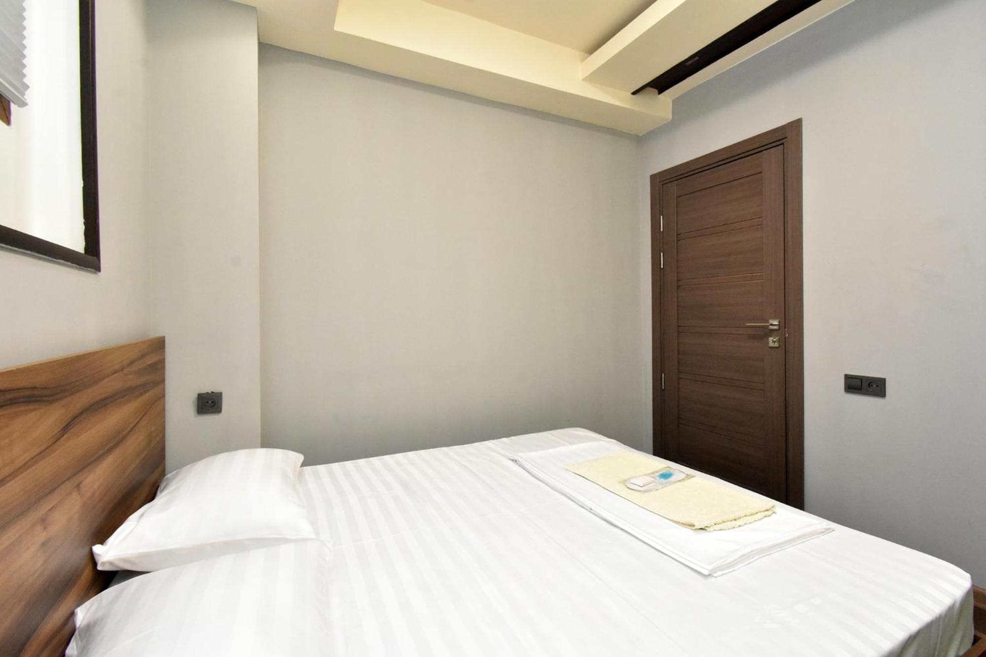 Luna Guest House Erivan Exterior foto